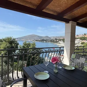 Mirella Apartament